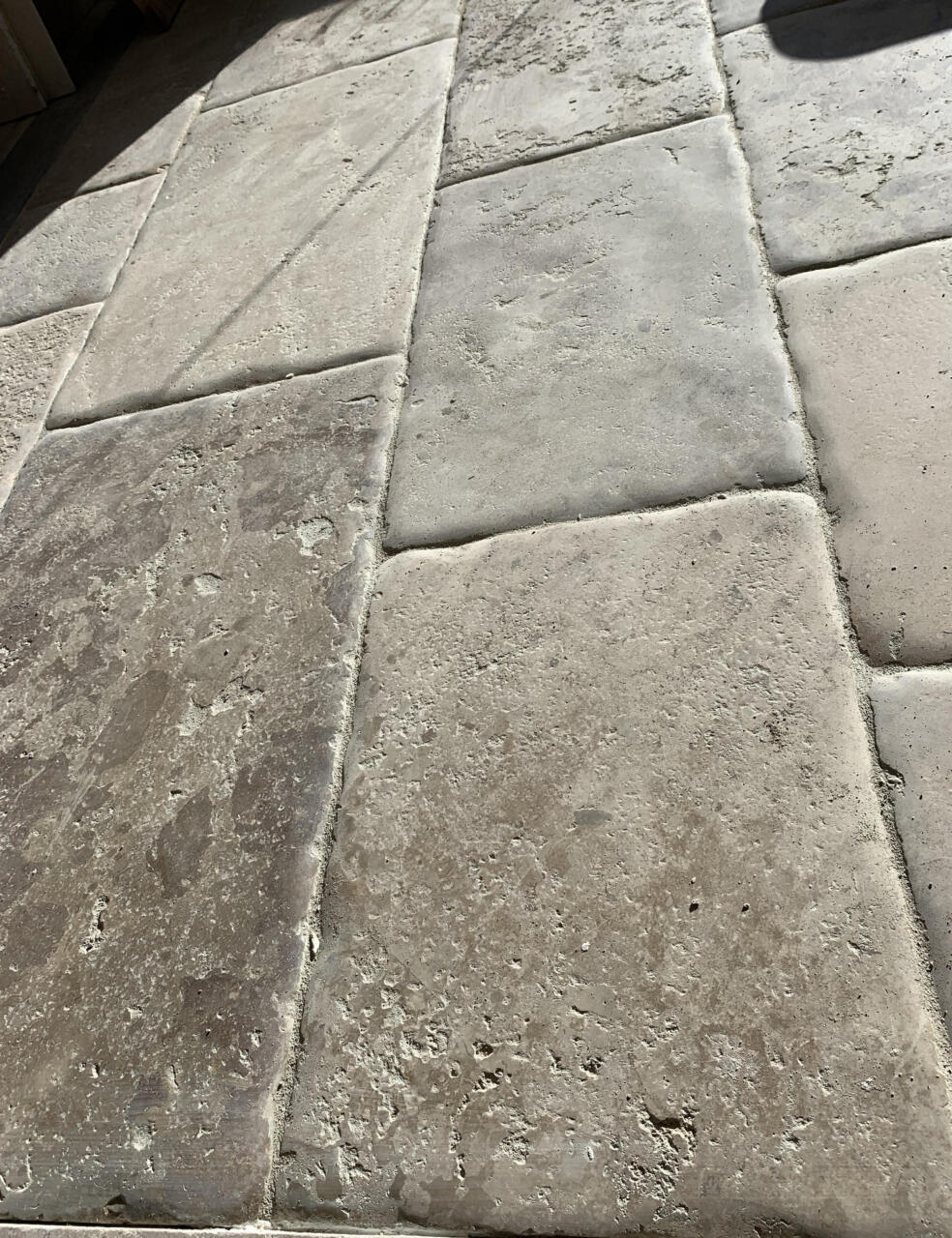 Dalle pierre du Périgord vieillie et patinée à la main Montagnac d'Auberoche B2 toutes nuances bandes 30/40/50cm, épaisseur 2cm - Prix au m² – Image 10