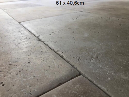 Travertin 61x40,6 bombé patiné