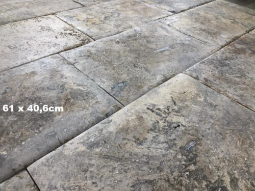 Travertin gris silver bombé