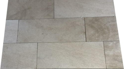 MAUVY bouchardé brossé Bandes longueurs libres dallage pierre de France