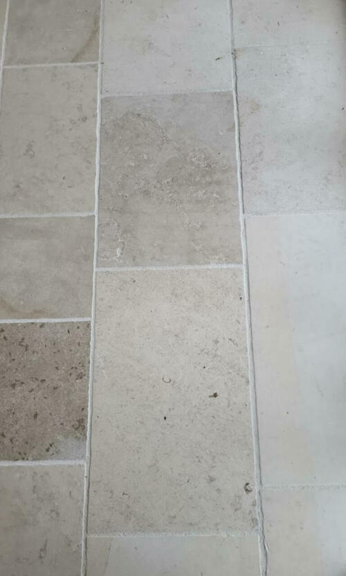 MONTAGNAC D'AUBEROCHE B1 finition vibrée