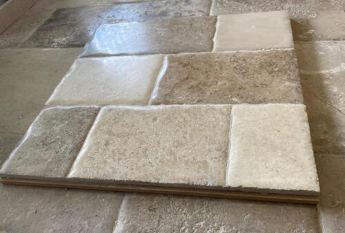 VIEILLE DALLE ANTIQUE DU PERIGORD MONTAGNAC D'AUBEROCHE B2 Vieillie et patinée à la main 220