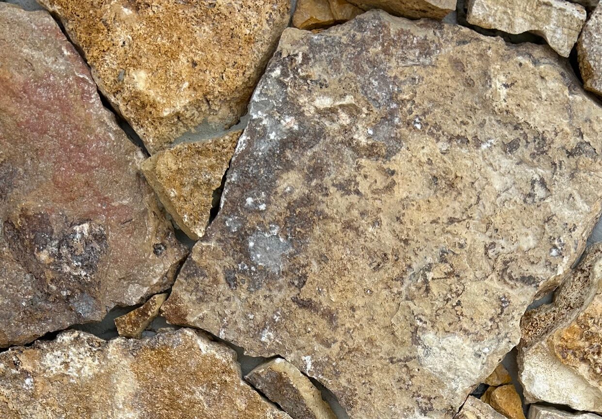 PAREMENT PIERRE NATURELLE PIERRE D'OR