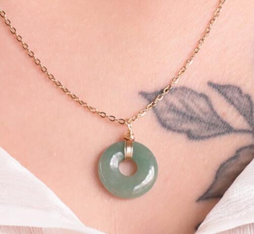 COLLIER LOA DORÉ AVENTURINE VERTE A Référence : 3701459098187