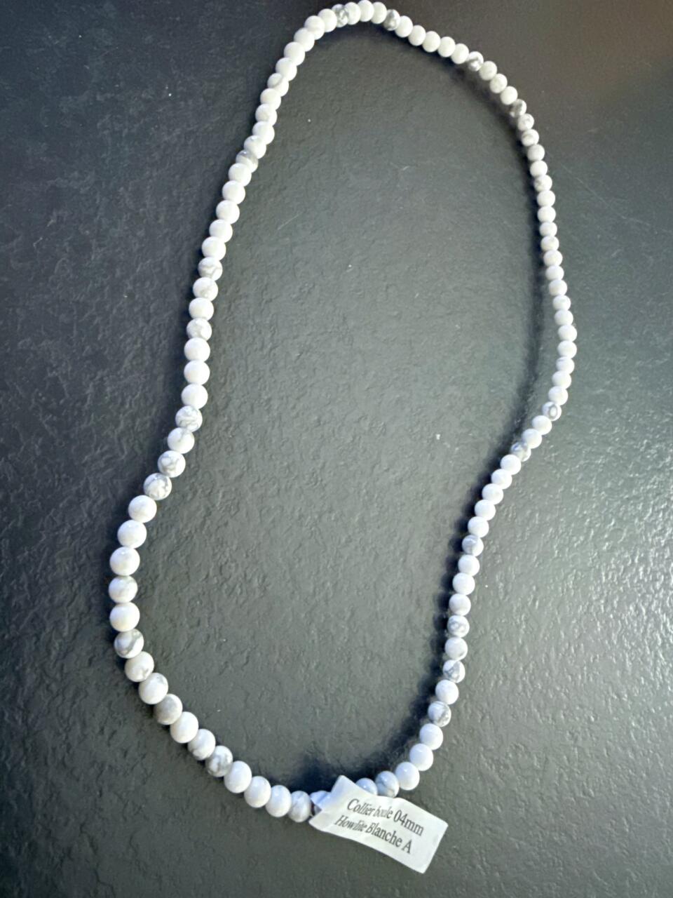 COLLIER PIERRE BOULES