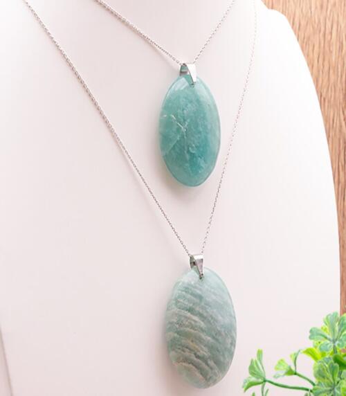 PENDENTIF PIERRE PLATE OVALE AMAZONITE A-