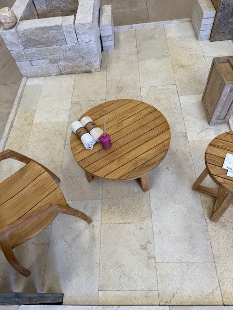 Dallage Héritage Antique Bandes longueurs libres de 40,6 à 80cm; largeur 40,6cm Epaisseur 1cm